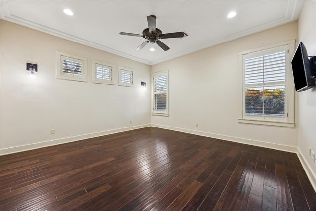 220 Neal DR, Liberty Hill, TX 78642