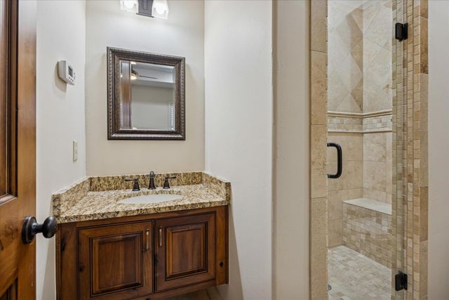 220 Neal DR, Liberty Hill, TX 78642