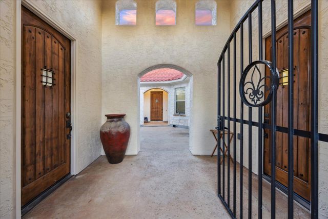 220 Neal DR, Liberty Hill, TX 78642