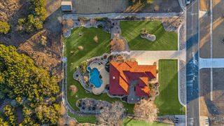 220 Neal DR, Liberty Hill, TX 78642