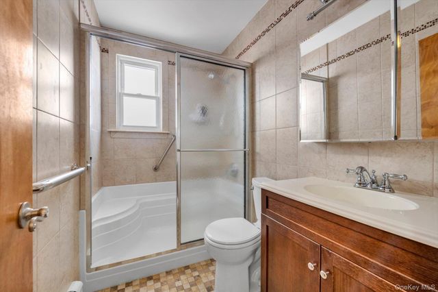 4400 Atlantic Avenue, Brooklyn, NY 11224