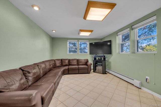 4400 Atlantic Avenue, Brooklyn, NY 11224