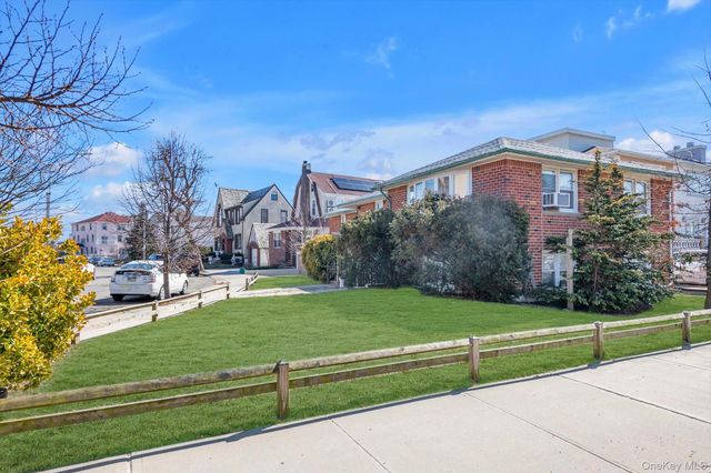 4400 Atlantic Avenue, Brooklyn, NY 11224