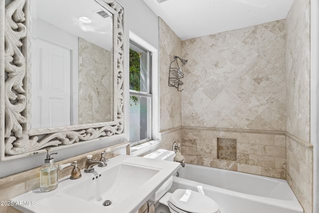 5051 E LAFAYETTE Boulevard, Phoenix, AZ 85018