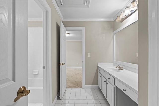 340 Broadmoor Drive, Fayetteville, GA 30215