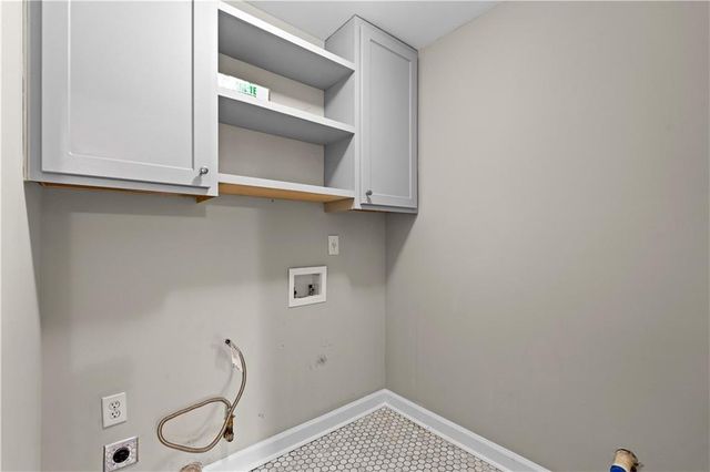 340 Broadmoor Drive, Fayetteville, GA 30215