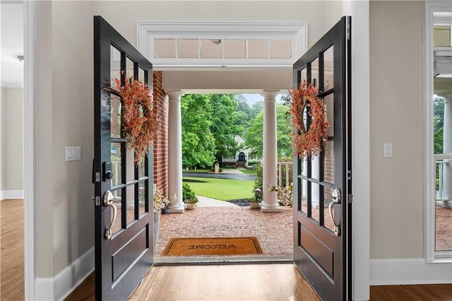 340 Broadmoor Drive, Fayetteville, GA 30215