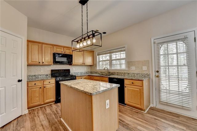 100 Hawnley Trace, Suwanee, GA 30024