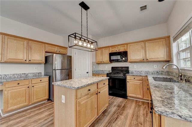 100 Hawnley Trace, Suwanee, GA 30024