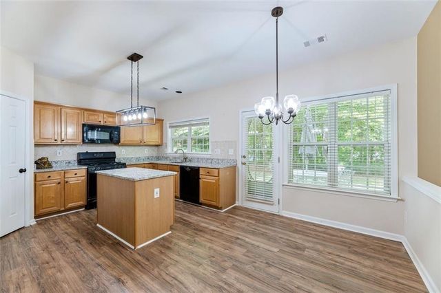 100 Hawnley Trace, Suwanee, GA 30024