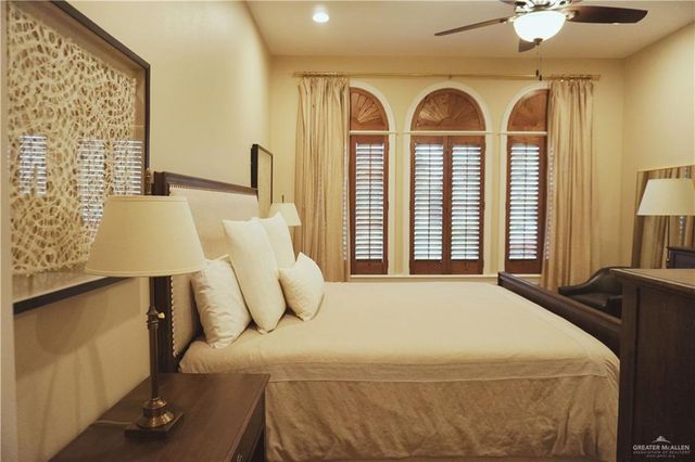 504 Grambling Avenue, Mcallen, TX 78504