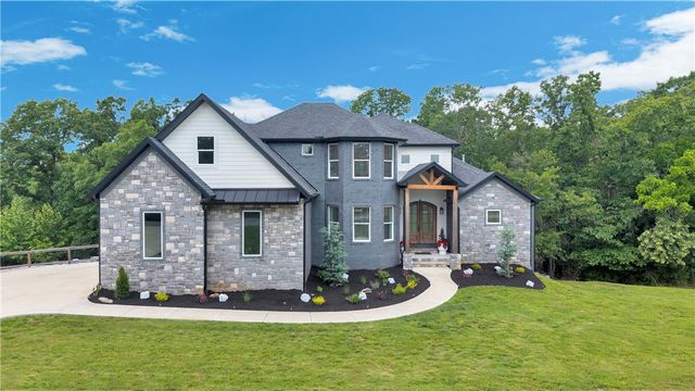 15425 Brightwater Crossing, Rogers, AR 72756