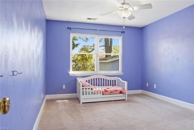 749 Willow Bend DR, Chesapeake, VA 23323