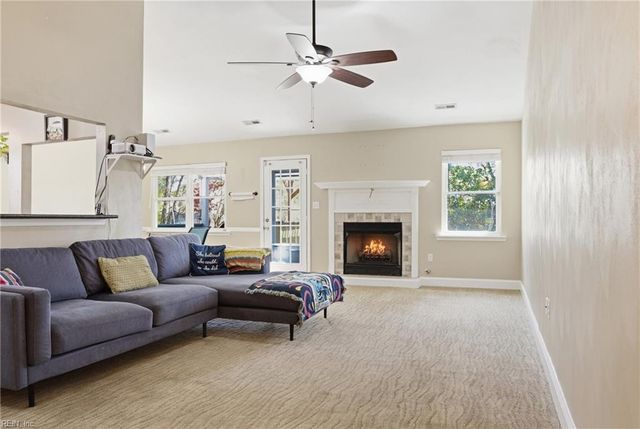 749 Willow Bend DR, Chesapeake, VA 23323