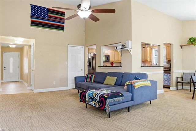 749 Willow Bend DR, Chesapeake, VA 23323