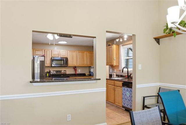 749 Willow Bend DR, Chesapeake, VA 23323