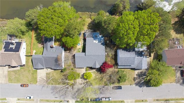 749 Willow Bend DR, Chesapeake, VA 23323