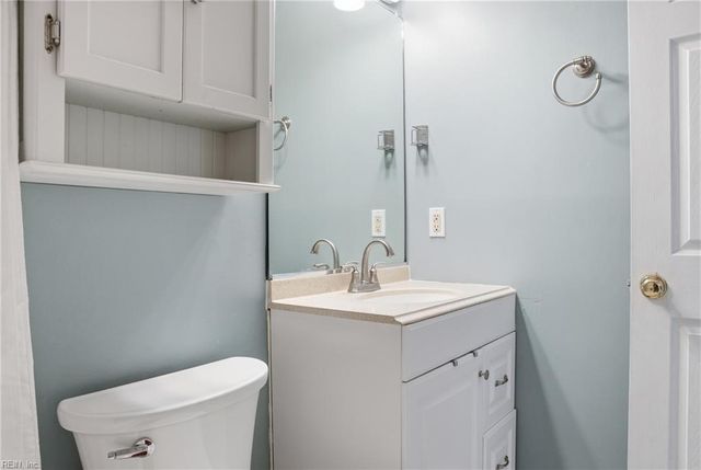 749 Willow Bend DR, Chesapeake, VA 23323