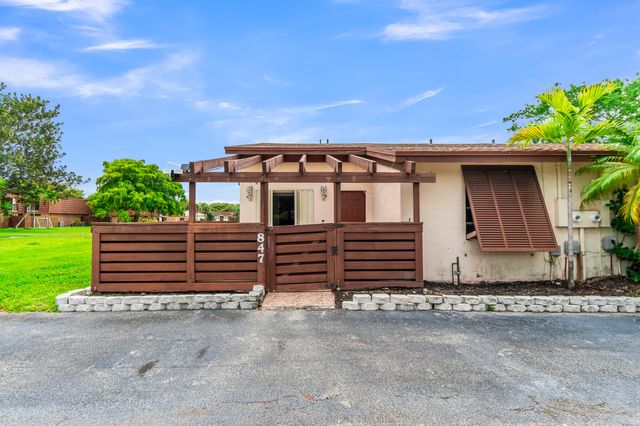 847 SW 118th Terrace 847, Davie, FL 33325