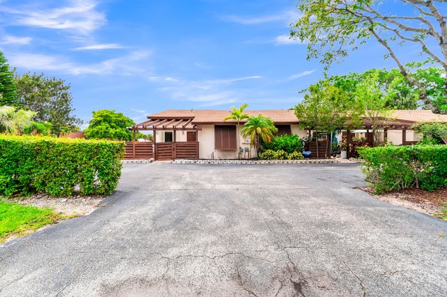 847 SW 118th Terrace 847, Davie, FL 33325