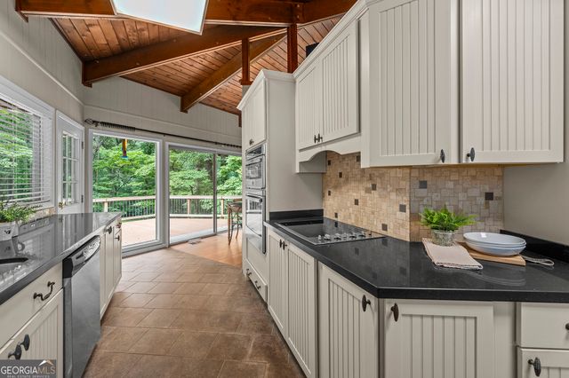 644 Mark Trail, Woodstock, GA 30188