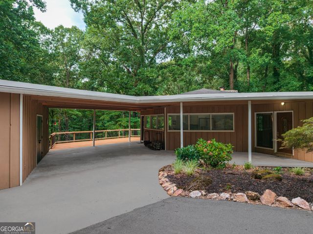 644 Mark Trail, Woodstock, GA 30188