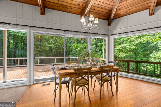 644 Mark Trail, Woodstock, GA 30188