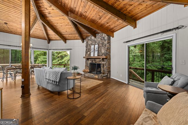644 Mark Trail, Woodstock, GA 30188