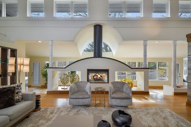 41W219 Forest Lane, Elburn, IL 60119