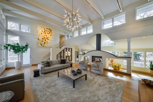 41W219 Forest Lane, Elburn, IL 60119