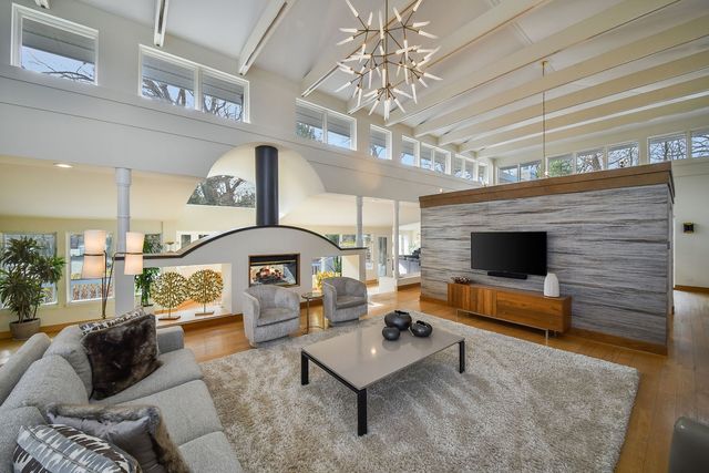 41W219 Forest Lane, Elburn, IL 60119