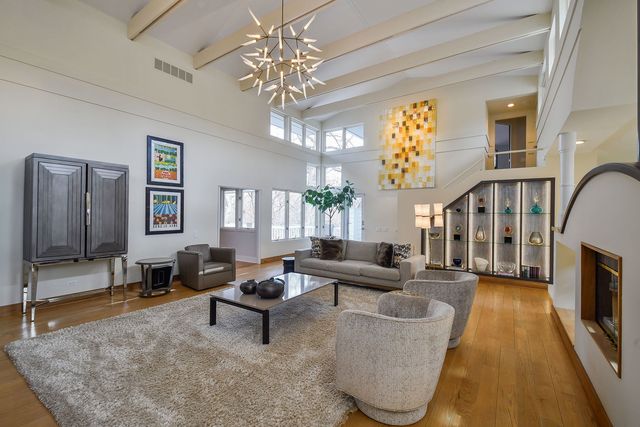 41W219 Forest Lane, Elburn, IL 60119