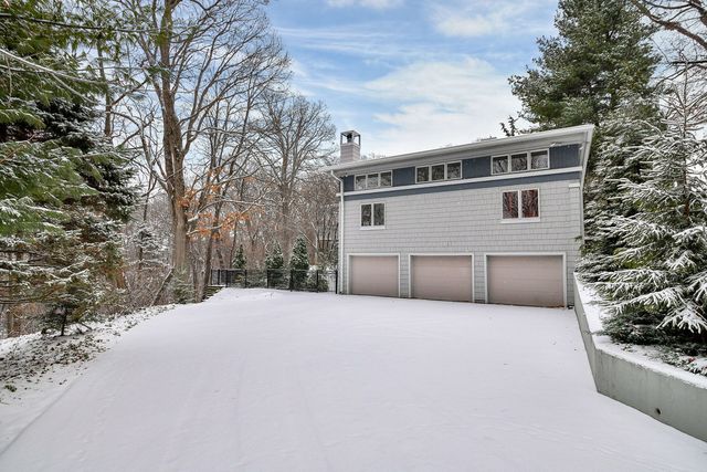 41W219 Forest Lane, Elburn, IL 60119