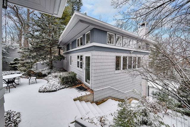 41W219 Forest Lane, Elburn, IL 60119