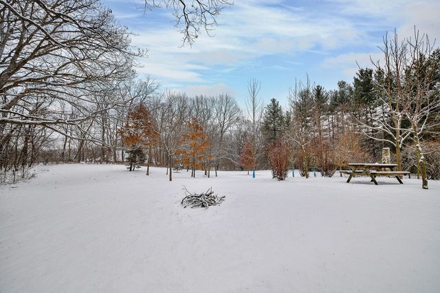 41W219 Forest Lane, Elburn, IL 60119