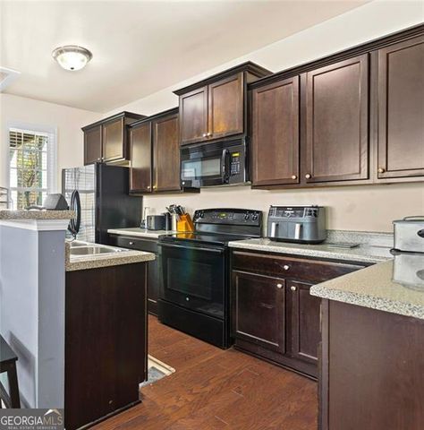 141 DUNLEITH Parkway, Marietta, GA 30008