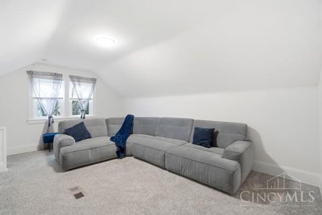 130 Nansen Street, Cincinnati, OH 45216