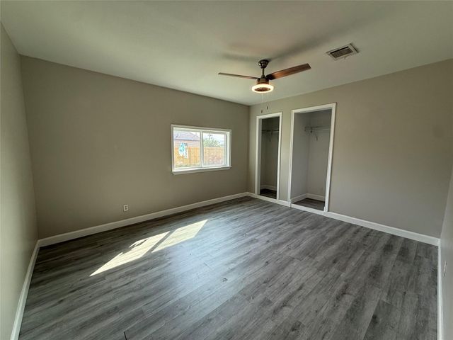 1129 Beech Street, Baytown, TX 77520