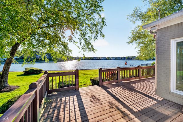12244 Bayhill Drive, Carmel, IN 46033