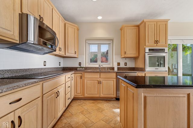 12244 Bayhill Drive, Carmel, IN 46033