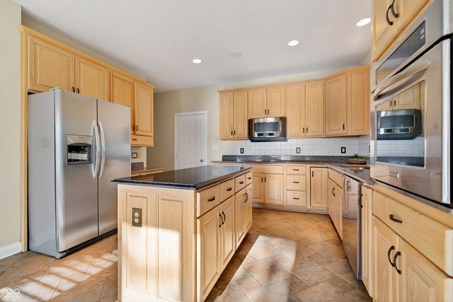 12244 Bayhill Drive, Carmel, IN 46033