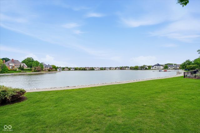 12244 Bayhill Drive, Carmel, IN 46033