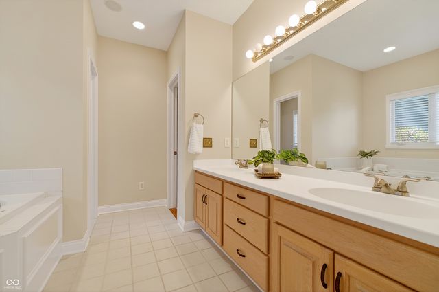12244 Bayhill Drive, Carmel, IN 46033