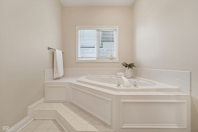 12244 Bayhill Drive, Carmel, IN 46033