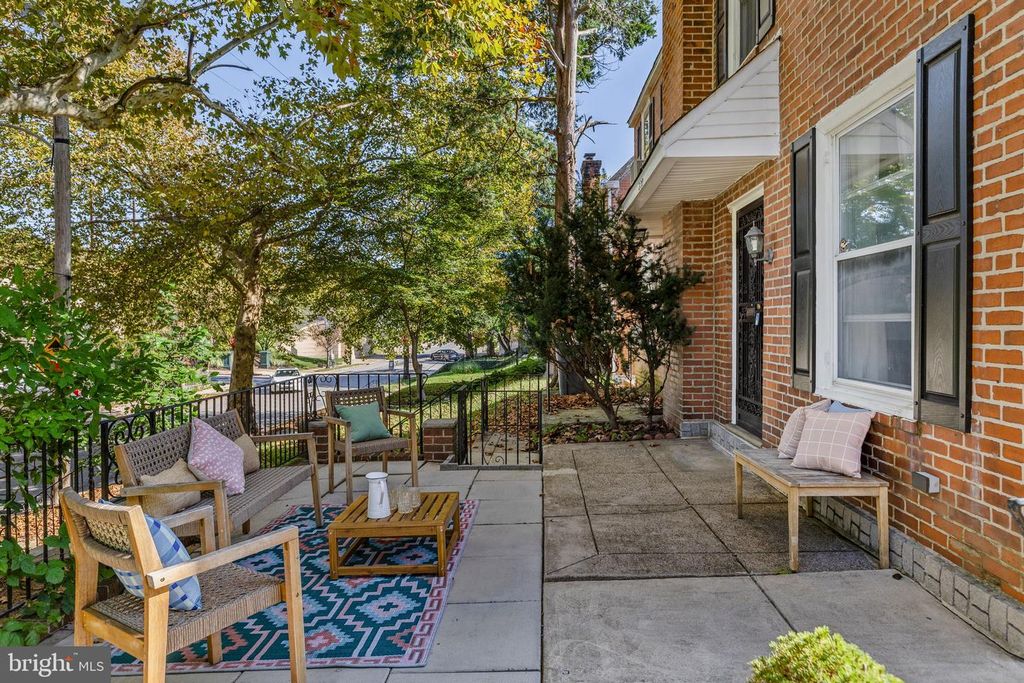 238 E MOUNT PLEASANT AVE, PHILADELPHIA, PA 19119 — photo 2