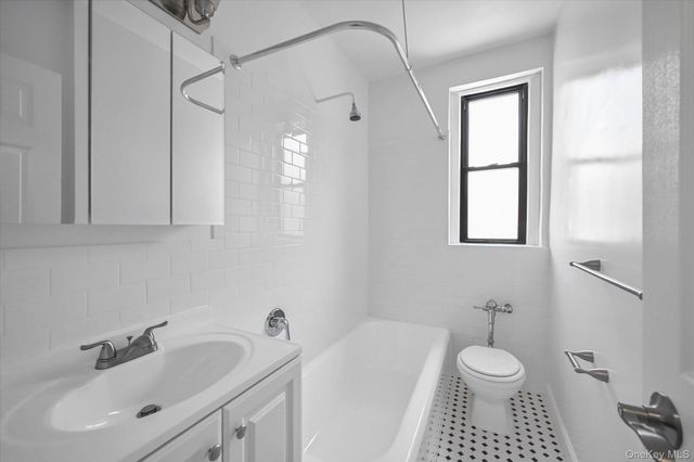 2685 Creston Avenue 4-H, Bronx, NY 10468