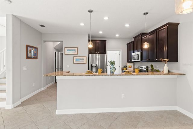 3281 GENTLE DELL, Wesley Chapel, FL 33543