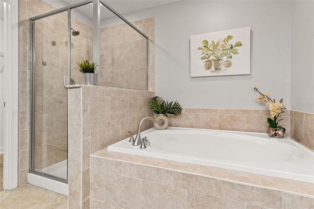 3281 GENTLE DELL, Wesley Chapel, FL 33543