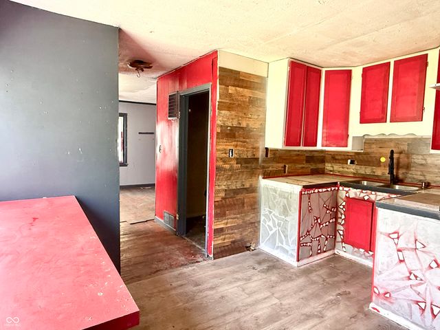 606 Good Avenue, Indianapolis, IN 46219