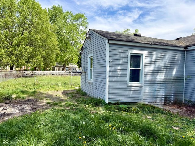 606 Good Avenue, Indianapolis, IN 46219